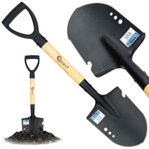 Shovel with Wooden Handle – 70cm