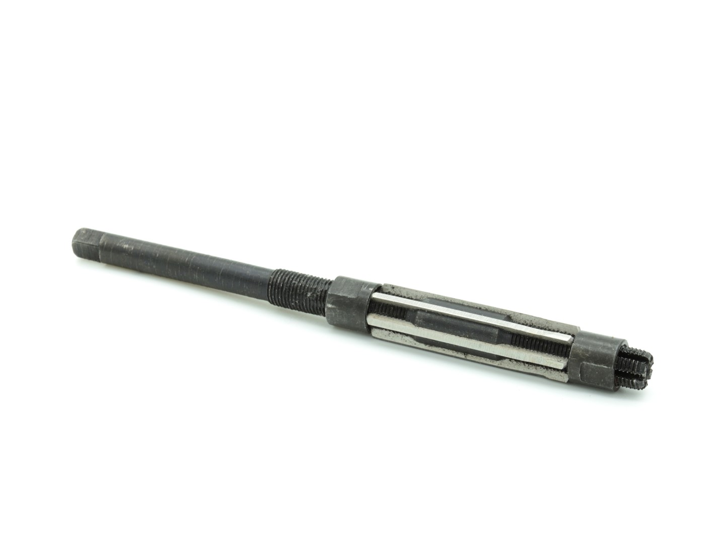 Adjustable reamer 13.75-15.25 mm