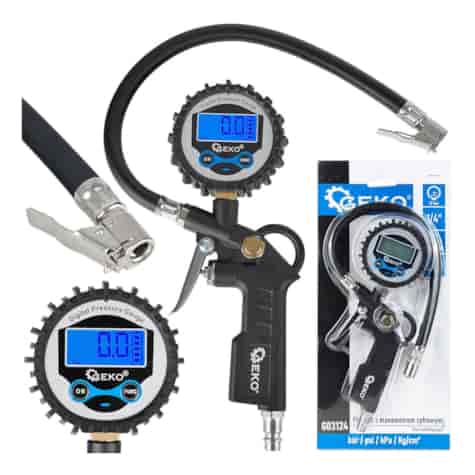 Pistol for inflating wheels with digital pressure gauge